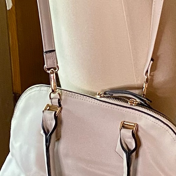 💥Kate and Alex Cuffaro Italian Design Faux Leather Crossbody/Satchel💥 NWOT - Picture 4 of 16